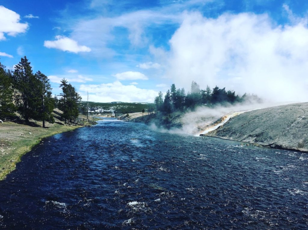 the yellowstone river on a yellowstone np itinerary