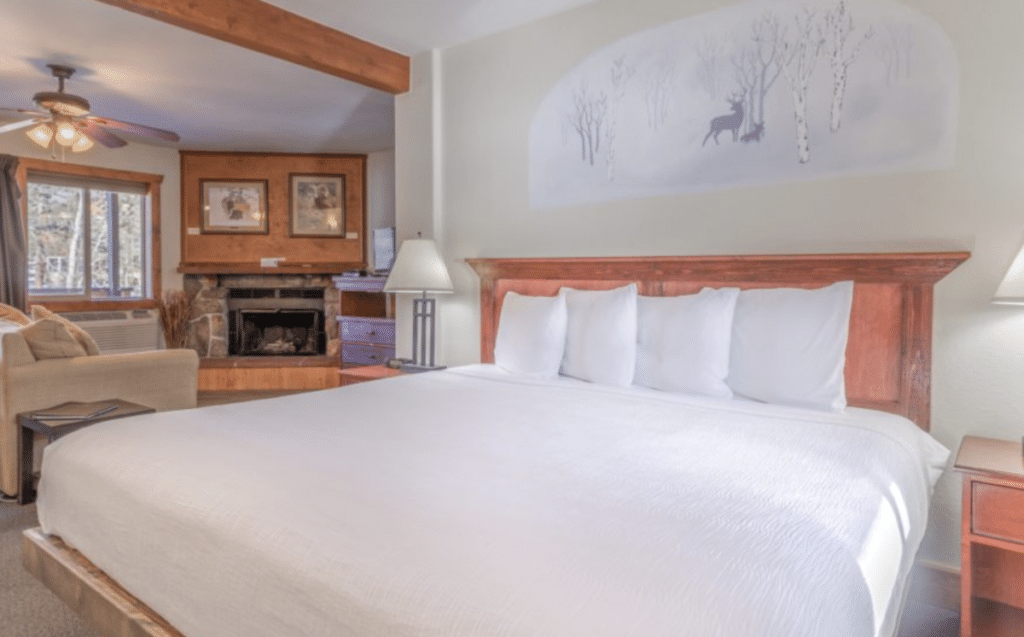 places to stay in estes park