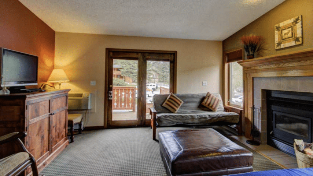 silver moon inn