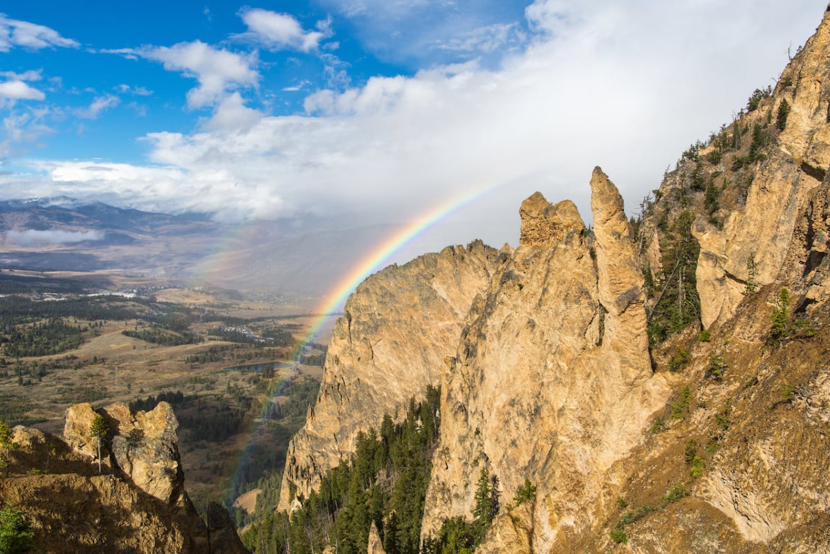 33 of the Absolute Best Hikes in Yellowstone National Park - Alex on ...
