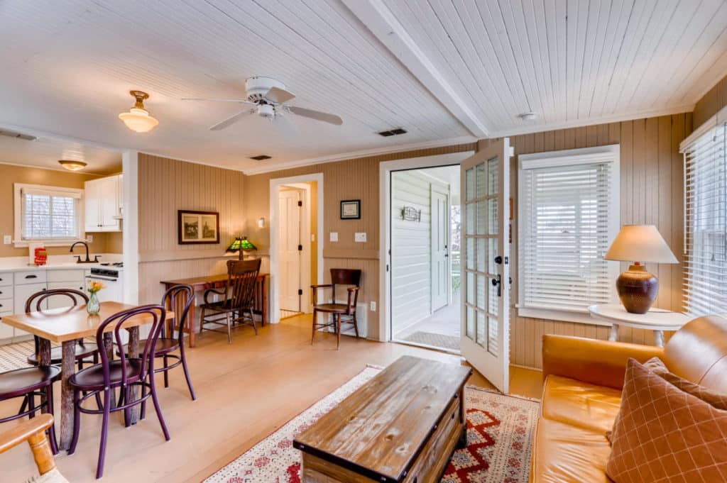 places to stay in boulder
