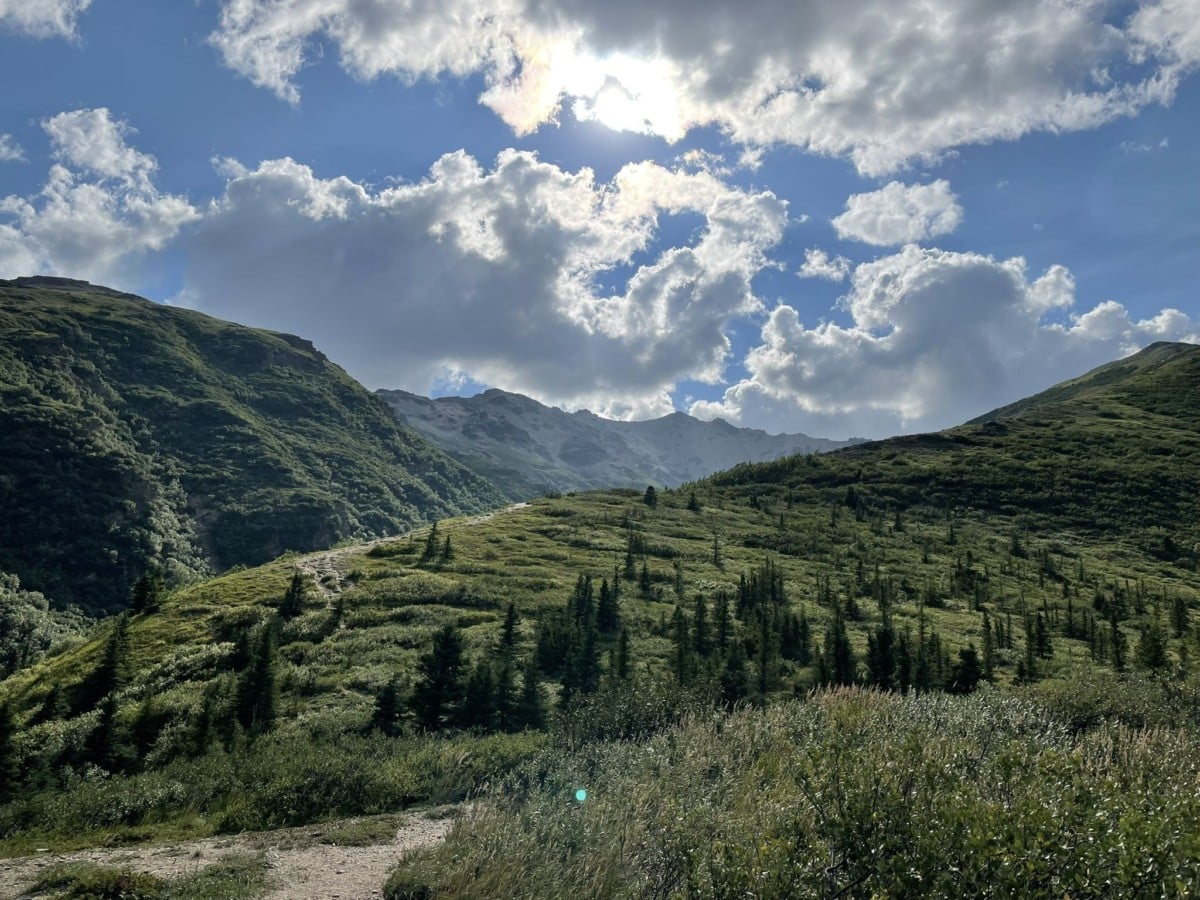 hiking in alaska