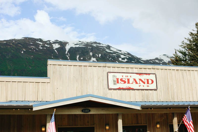 juneau ak bars