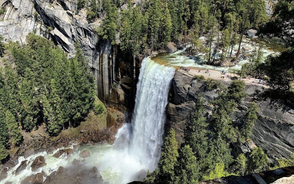 vernal falls in yosemite national park