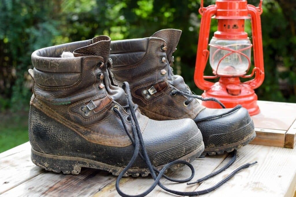 hiking boot maintenance